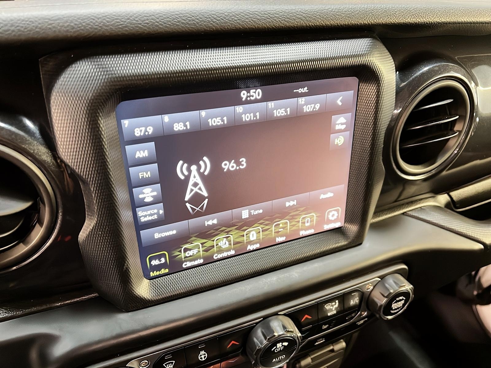 Jeep Wrangler 2023 - Image #14