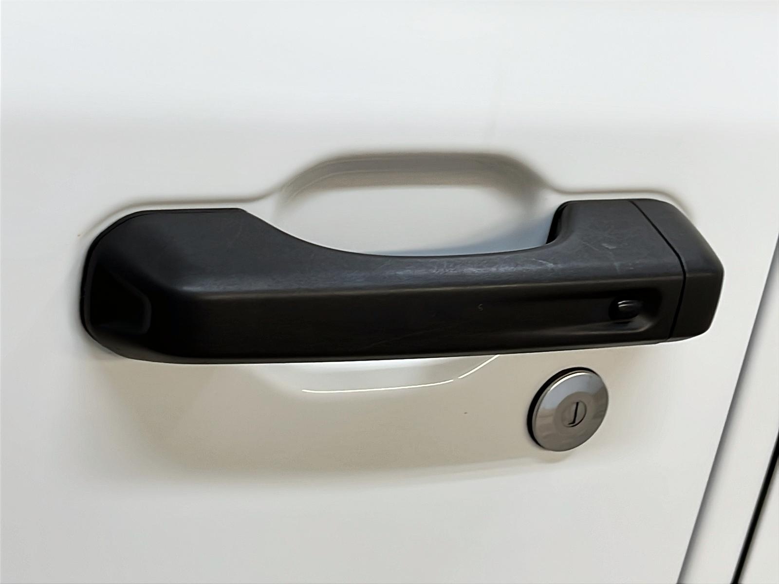 Jeep Wrangler UNLIMITED SPORT ALTITUDE NAV 4X4 2023 - image #23