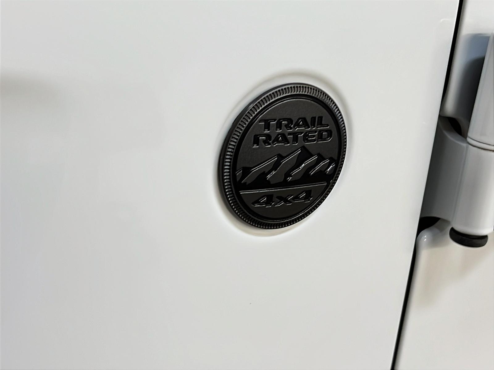 Jeep Wrangler 2023 - Image #24