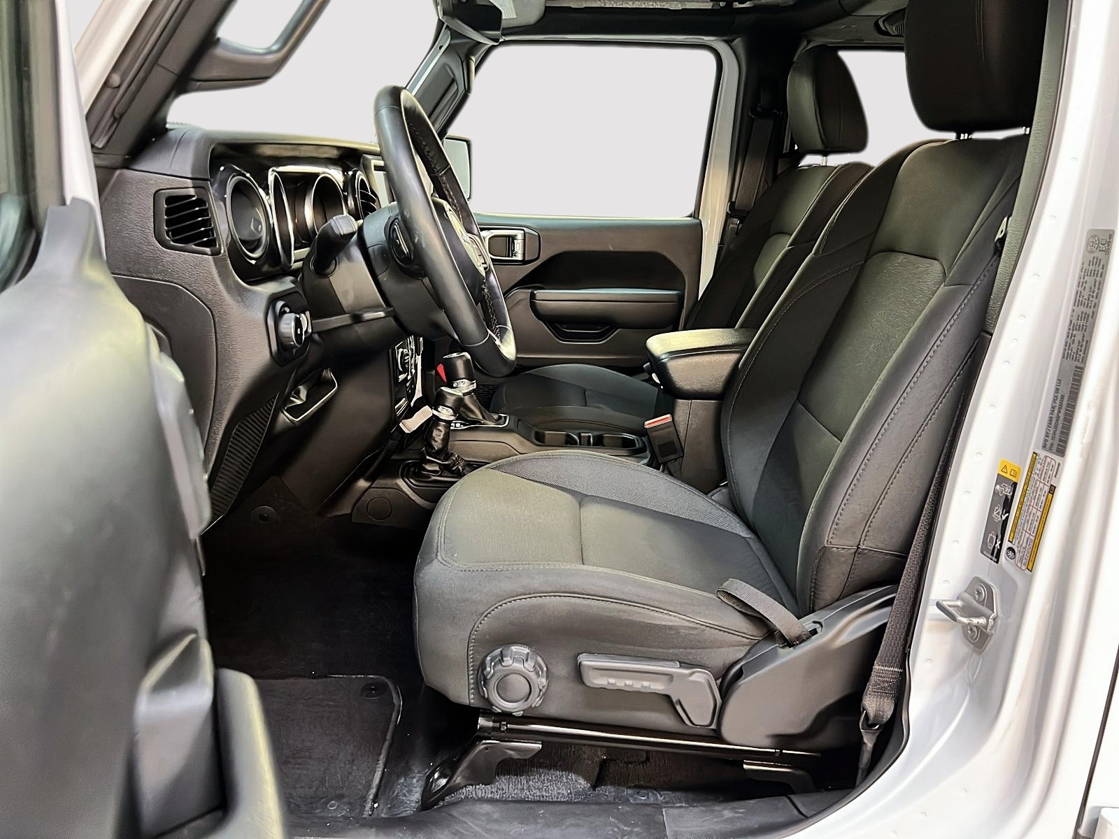 Jeep Wrangler UNLIMITED SPORT ALTITUDE NAV 4X4 2023 - image #7