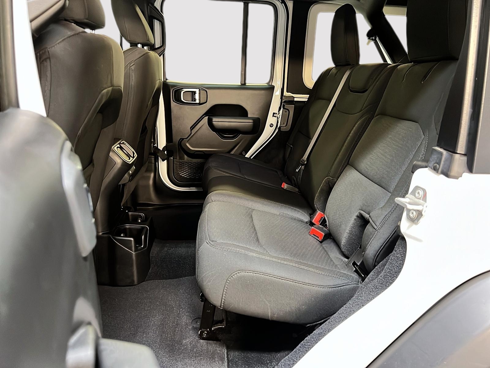 Jeep Wrangler UNLIMITED SPORT ALTITUDE NAV 4X4 2023 - image #9