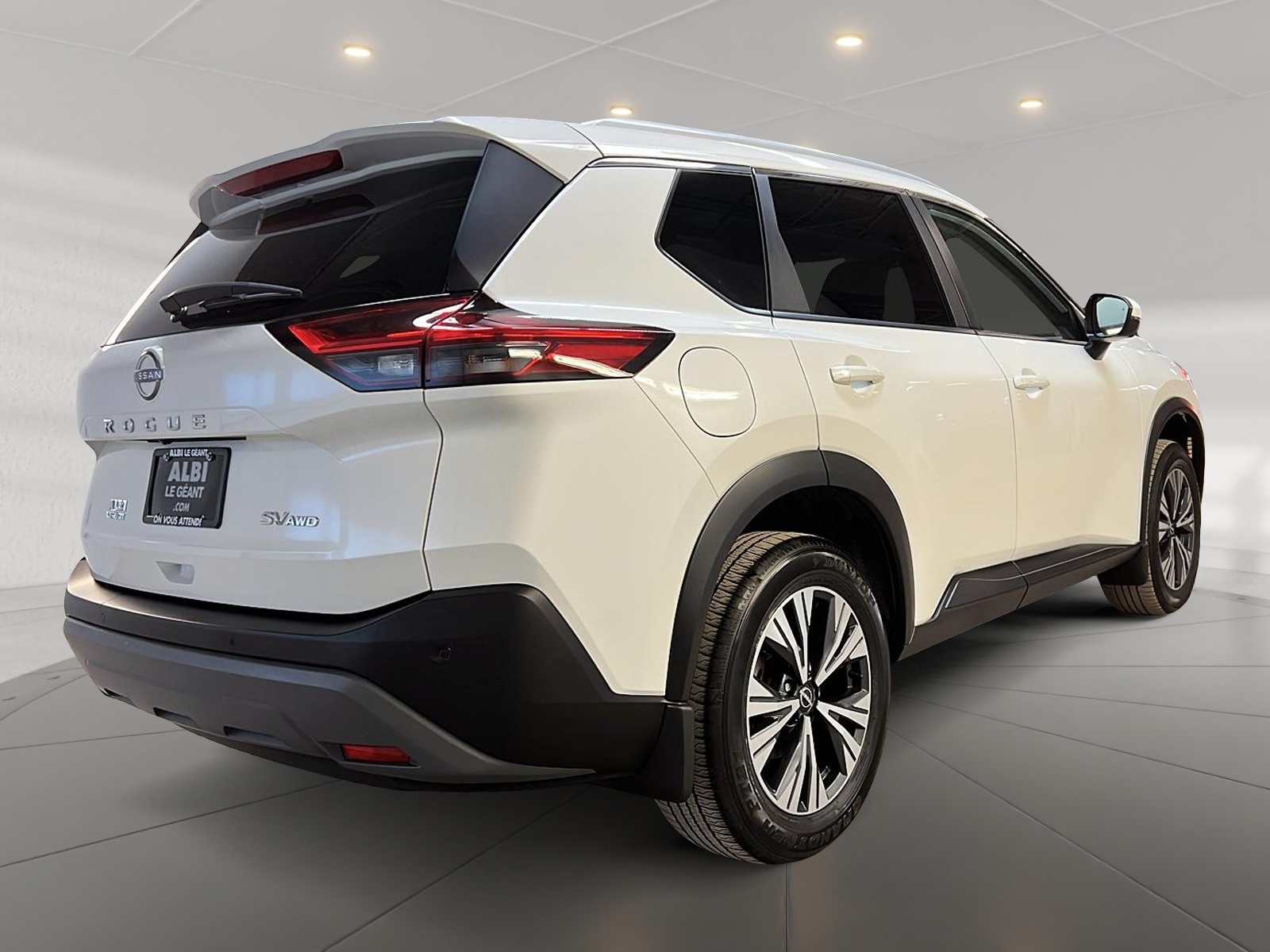 Nissan Rogue SV TOIT PANO 4RM 2023 — photo 4