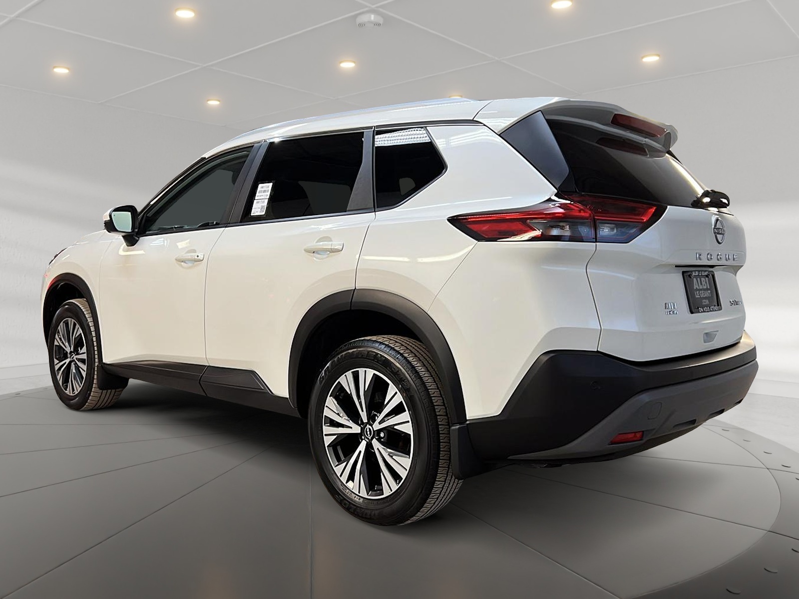 Nissan Rogue SV TOIT PANO 4RM 2023 — photo 6