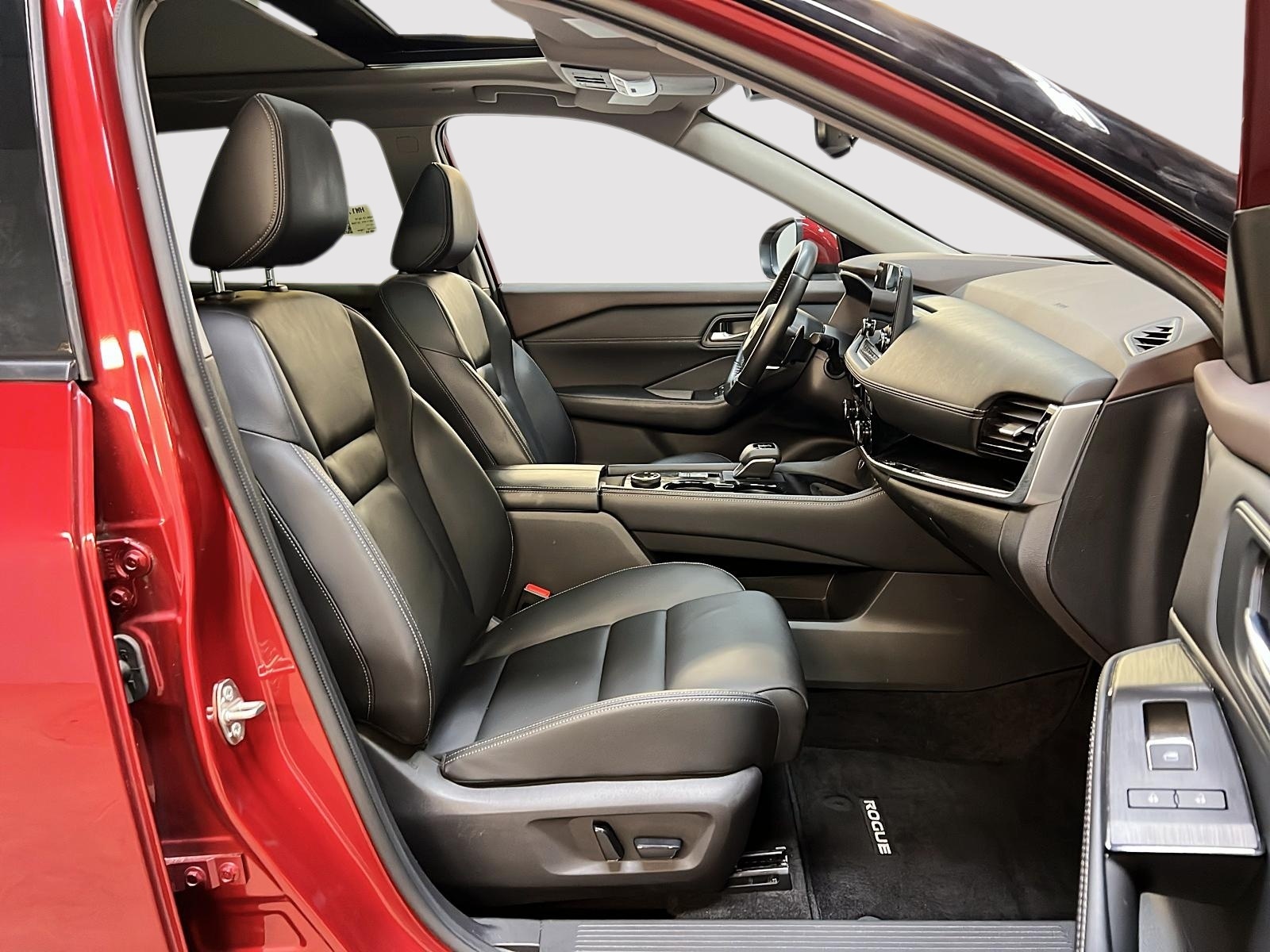 Nissan Rogue 2023 - Image #8