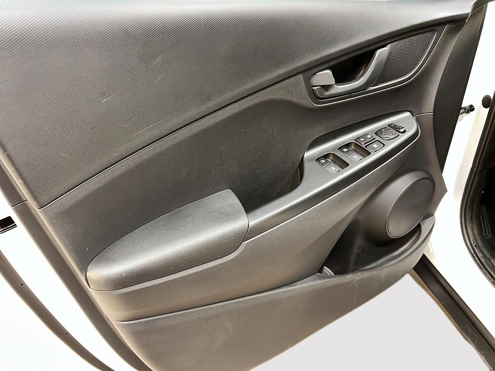 Hyundai Kona 2023 - Image #21