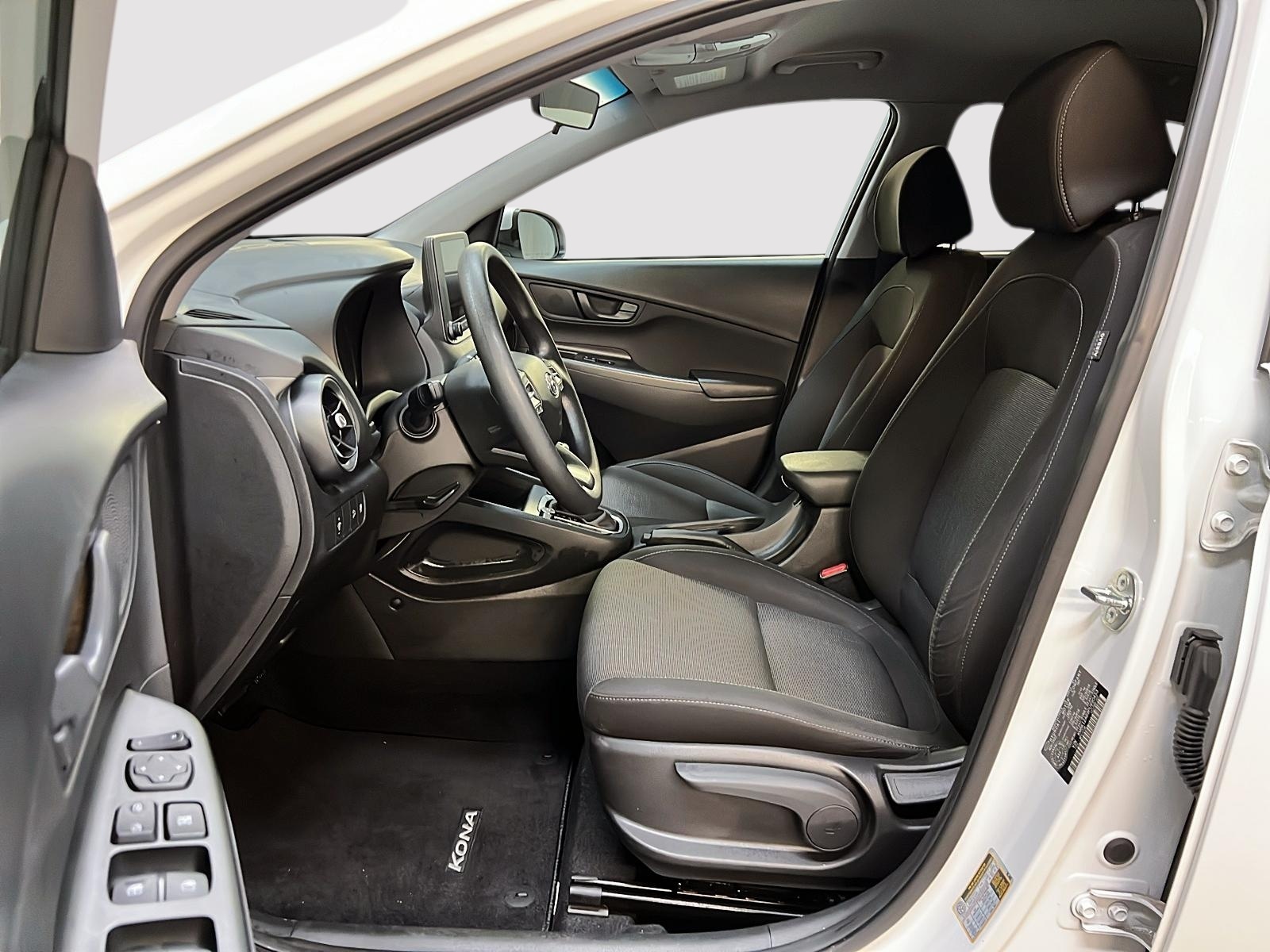 Hyundai Kona ESSENTIEL 2023 - image #7