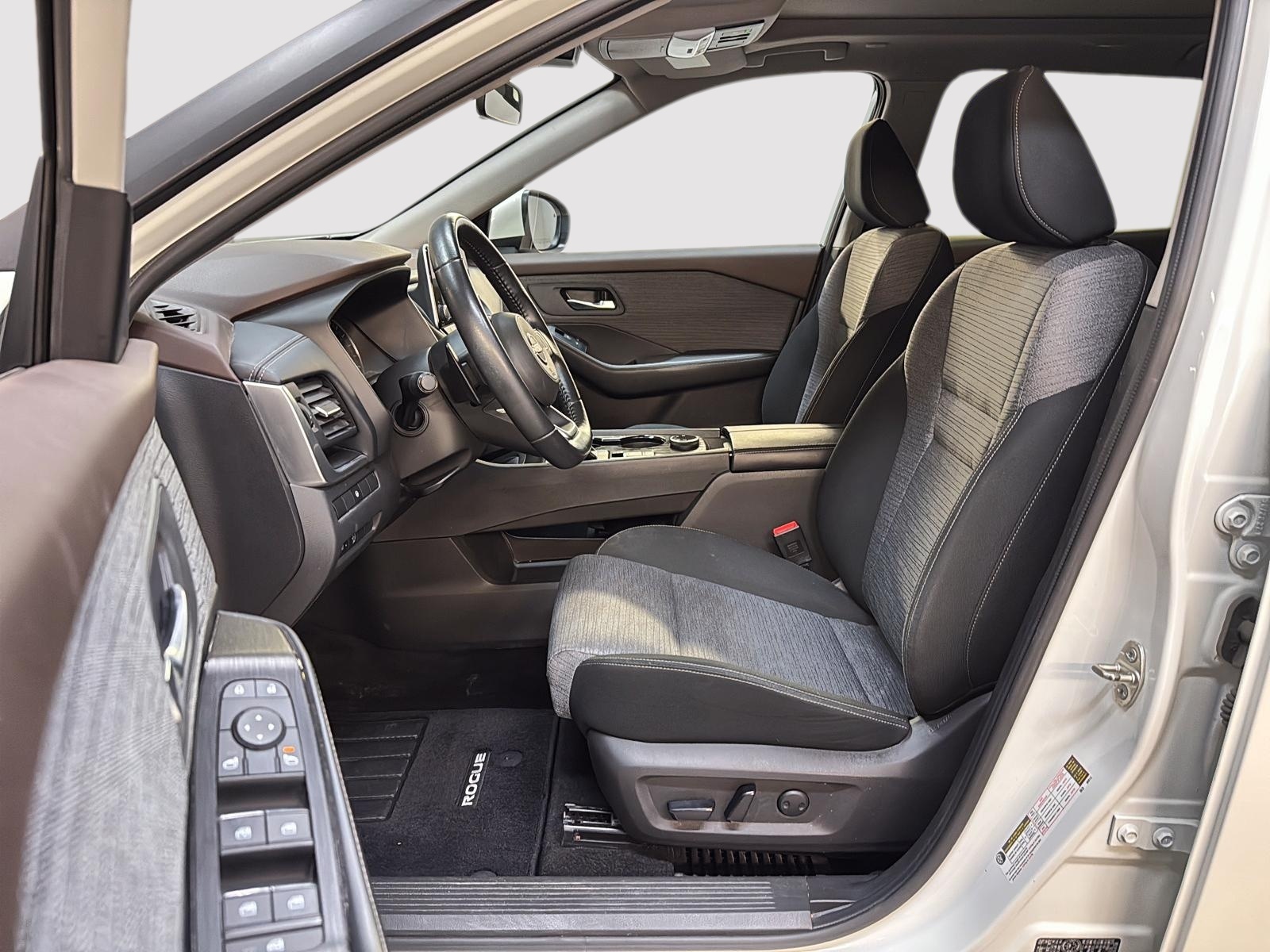 Nissan Rogue SV TOIT PANO 4RM 2023 — photo 7