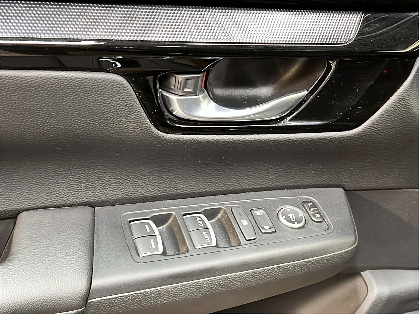 Honda CR-V SPORT-B TOIT 4RM 2023 - image #23