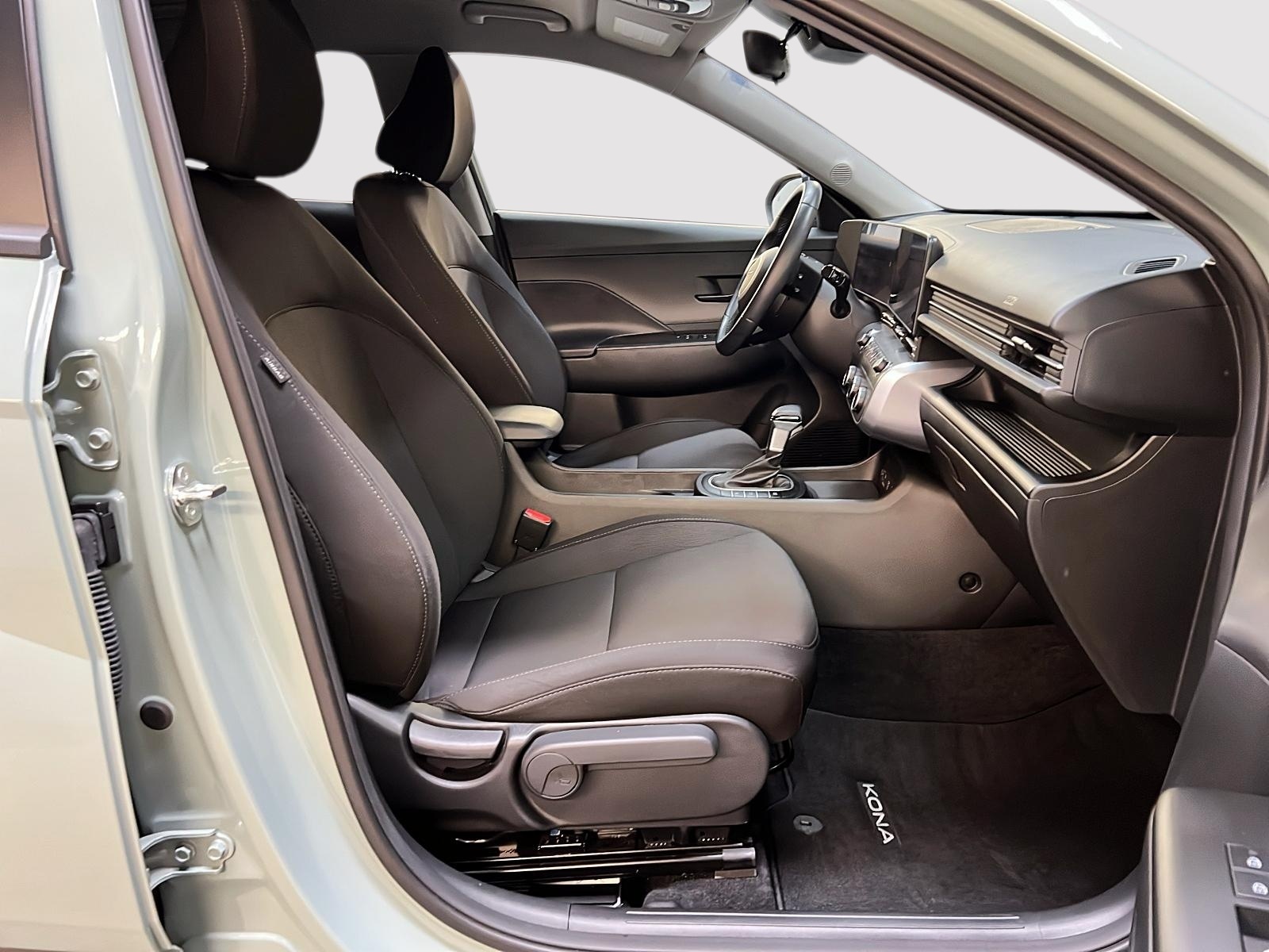 Hyundai Kona PREFERRED 4RM 2025 - image #8