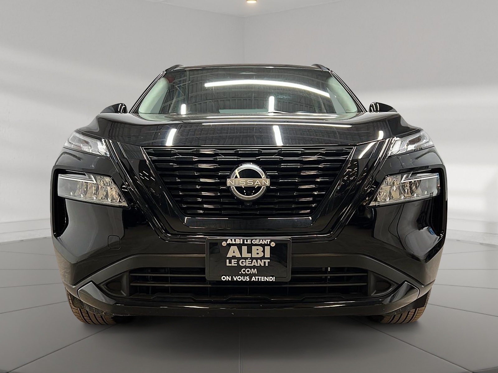 Nissan Rogue SV MIDNIGHT CUIR TOIT PANO 4RM 2023 — photo 2