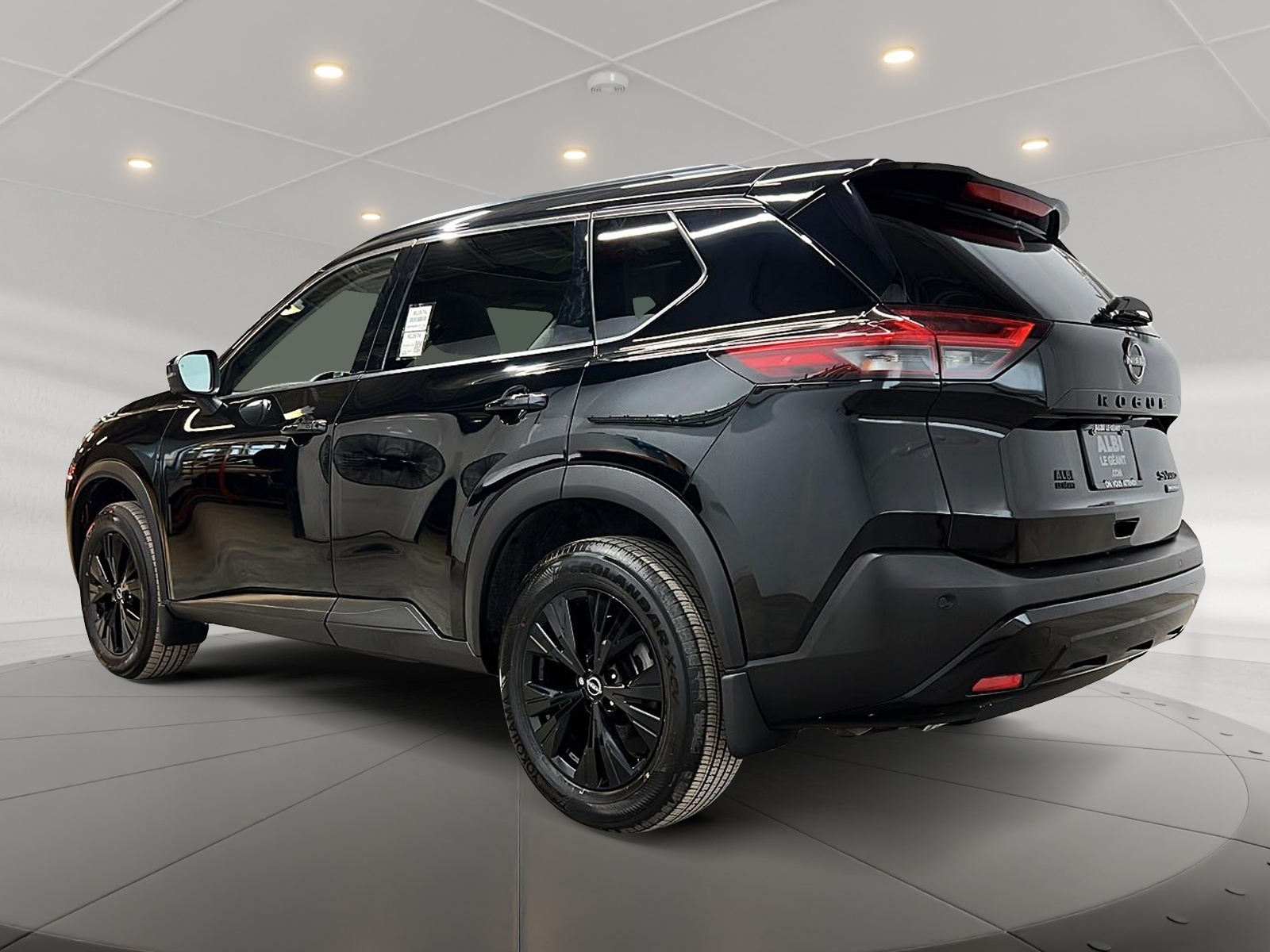 Nissan Rogue SV MIDNIGHT CUIR TOIT PANO 4RM 2023 — photo 6