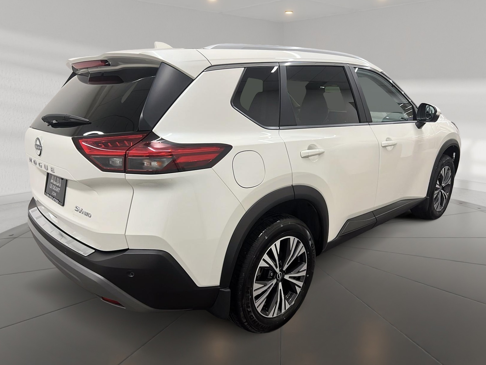 Nissan Rogue SV TOIT PANO 4RM 2023 — photo 4