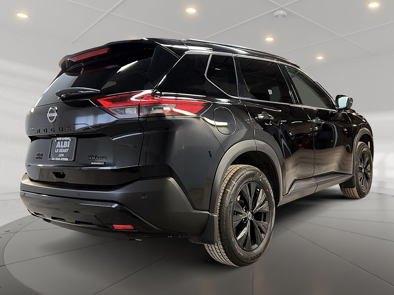 Nissan Rogue SV MIDNIGHT CUIR TOIT PANO 4RM 2023 — photo 4