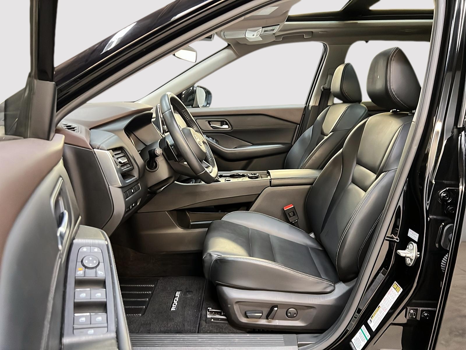 Nissan Rogue SV MIDNIGHT CUIR TOIT PANO 4RM 2023 — photo 7