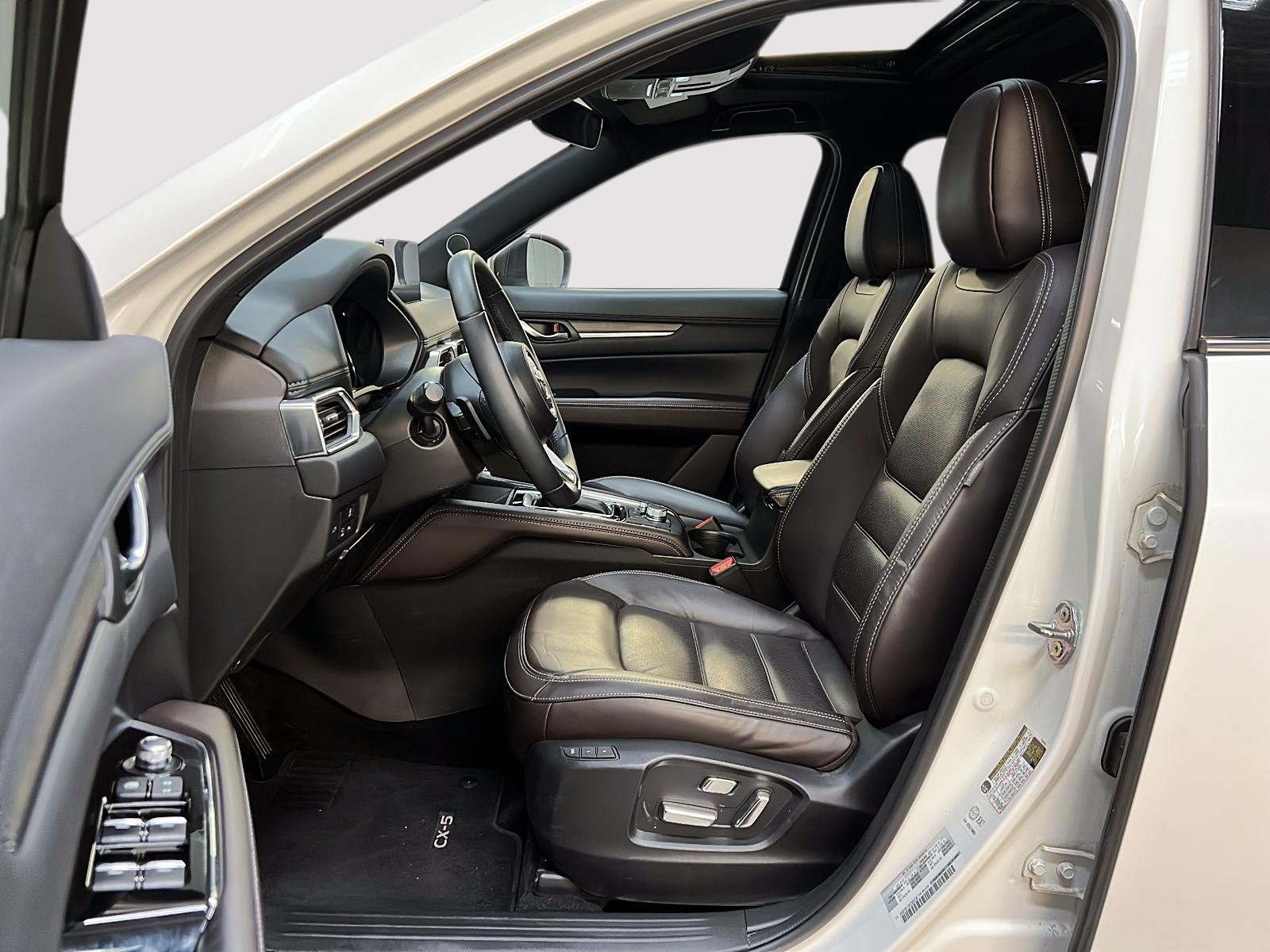 Mazda CX-5 SIGNATURE 2.5T CUIR TOIT NAV 4RM 2024 - image #7