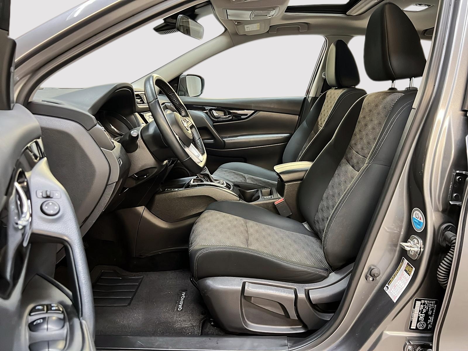 Nissan Qashqai SV TOIT 4RM 2023 — photo 7