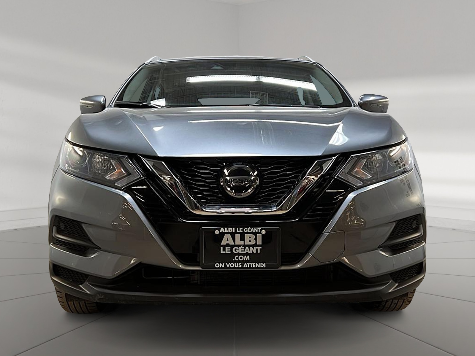 Nissan Qashqai SV TOIT 4RM 2023 — photo 2