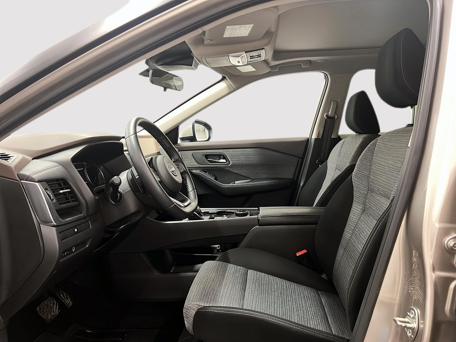 Nissan Rogue SV TOIT PANO 4RM 2023 — photo 6