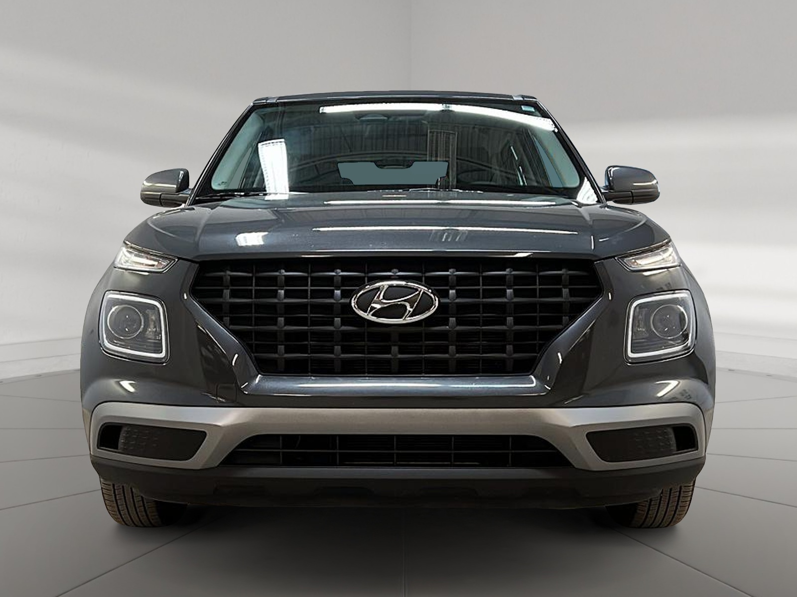 Hyundai Venue ESSENTIEL 2023 - image #2