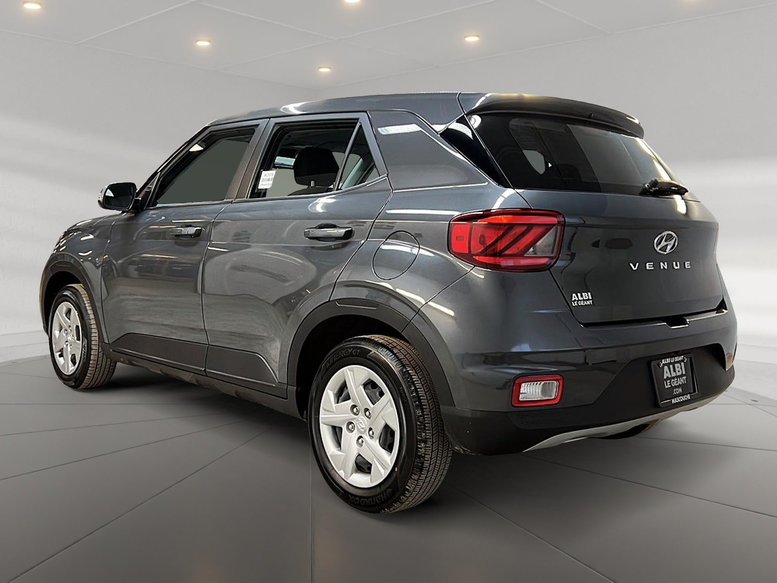 Hyundai Venue ESSENTIEL 2023 - image #6