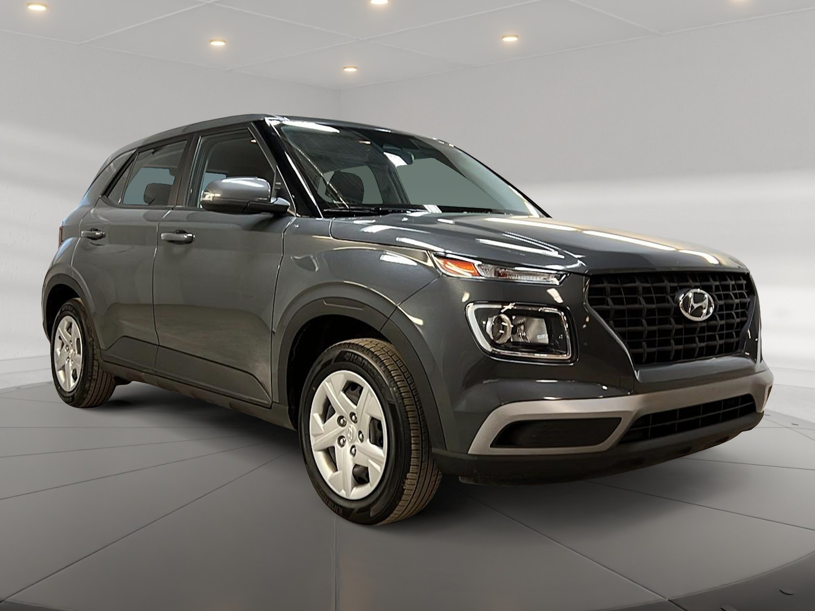 Hyundai Venue 2023 - Image #3