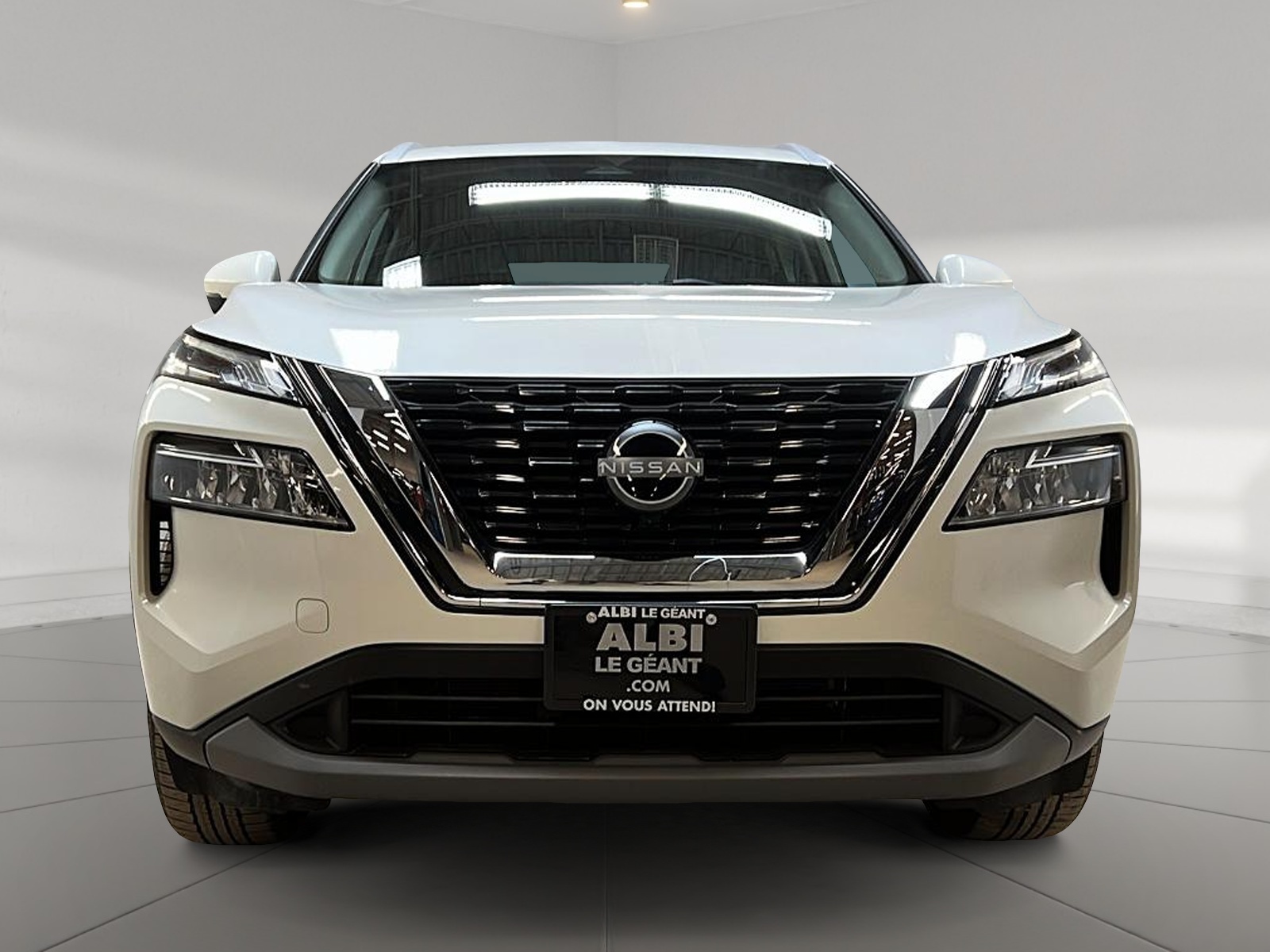 Nissan Rogue SV TOIT PANO 4RM 2023 — photo 2