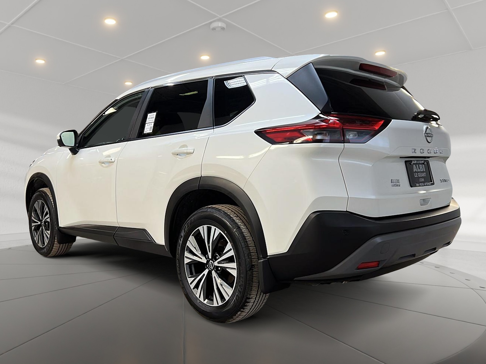 Nissan Rogue SV TOIT PANO 4RM 2023 — photo 6