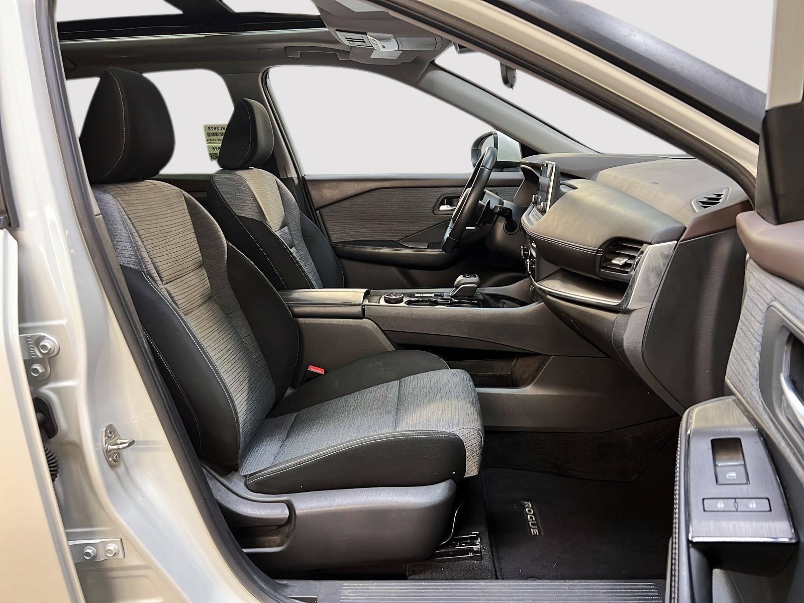 Nissan Rogue SV TOIT PANO 4RM 2023 — photo 8