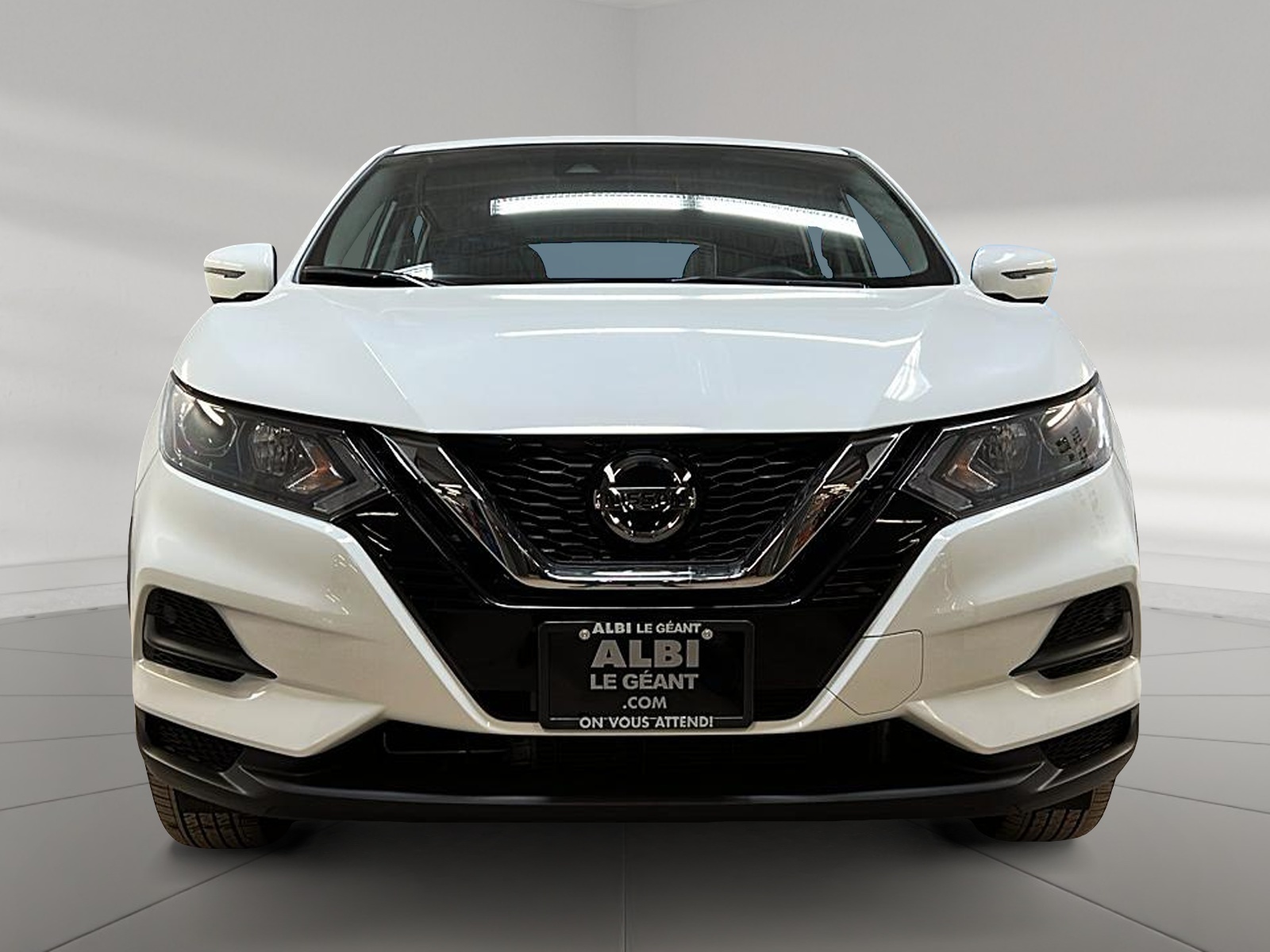 Nissan Qashqai S 4RM 2023 — photo 2
