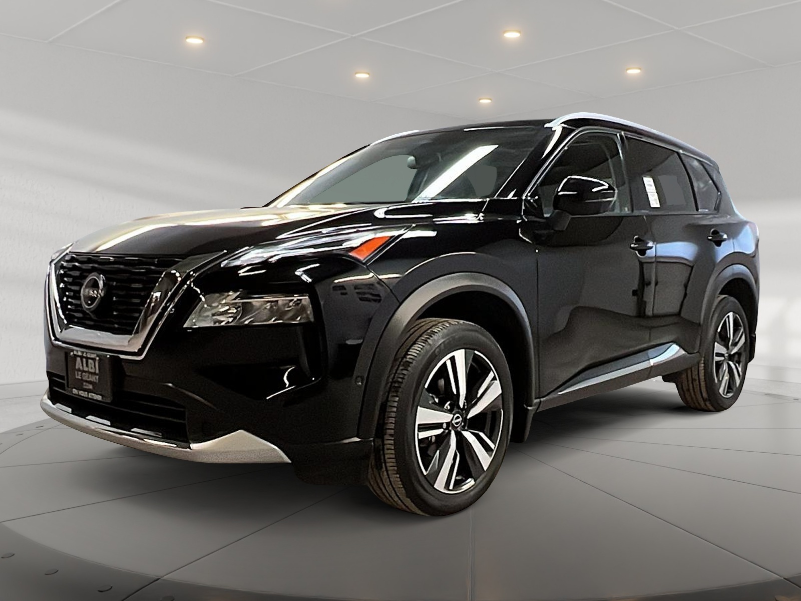 Nissan Rogue PLATINUM CUIR TOIT PANO NAV 4RM 2023