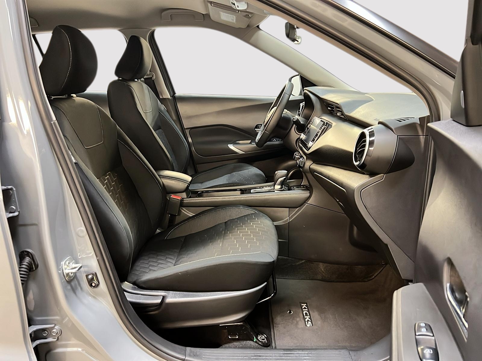 Nissan Kicks SV SPECIAL EDITION 2024 — photo 8