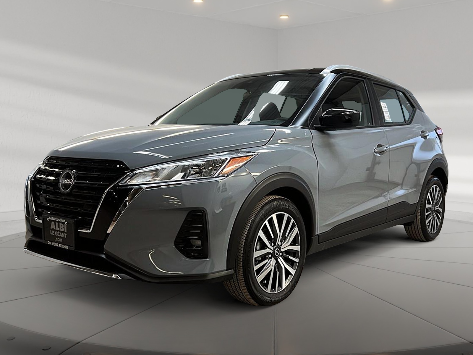 Nissan Kicks SV 2024