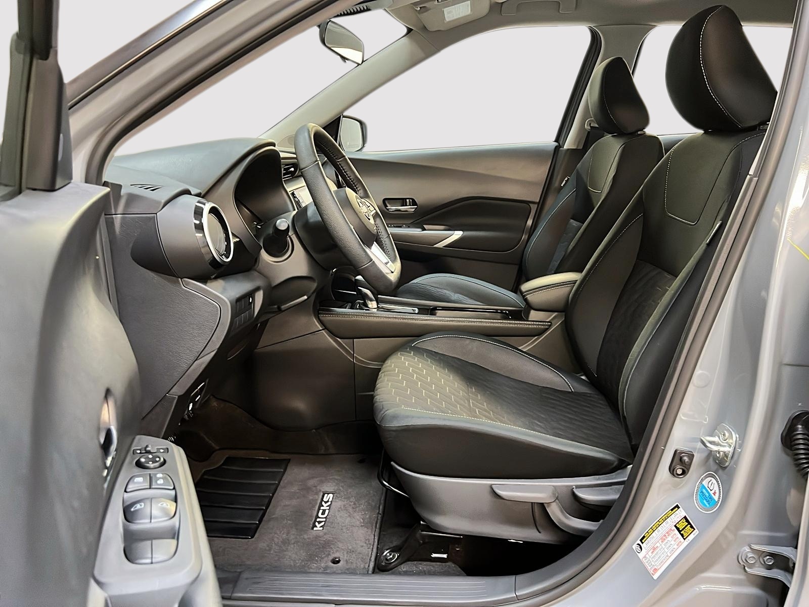 Nissan Kicks SV 2024 — photo 7
