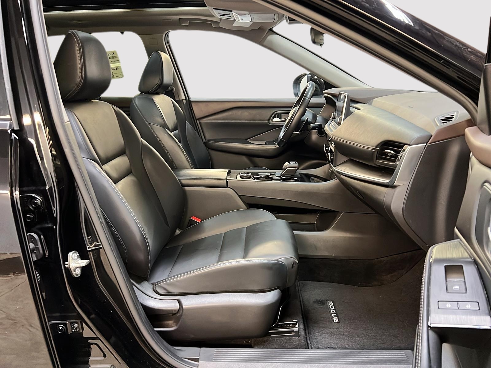 Nissan Rogue SV MIDNIGHT CUIR TOIT PANO 4RM 2023 — photo 8