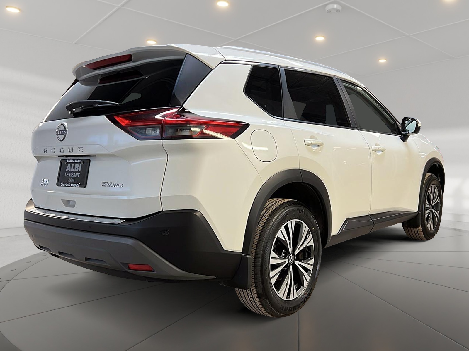 Nissan Rogue SV TOIT PANO 4RM 2023 — photo 4
