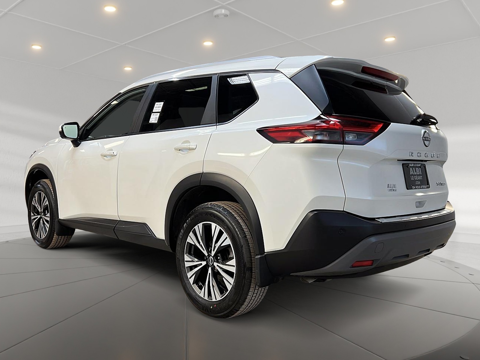 Nissan Rogue SV TOIT PANO 4RM 2023 — photo 6