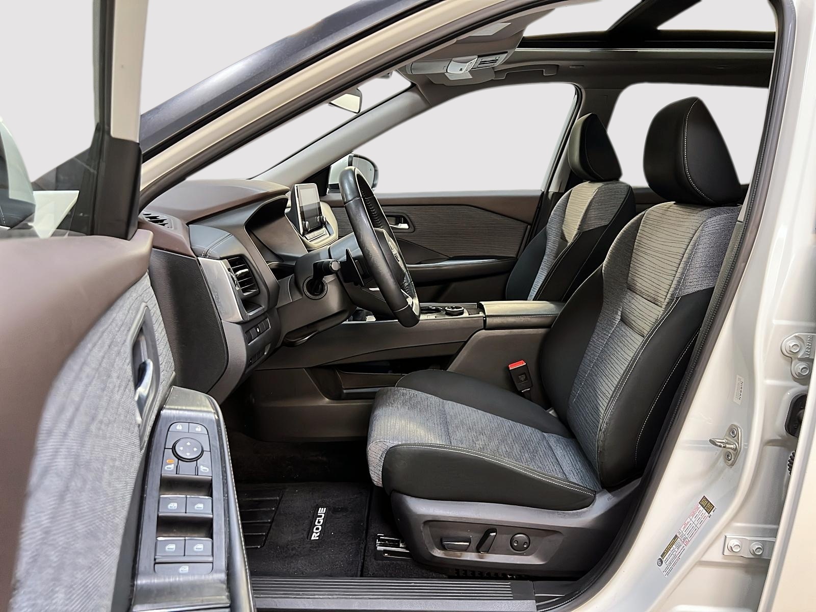 Nissan Rogue SV TOIT PANO 4RM 2023 — photo 7