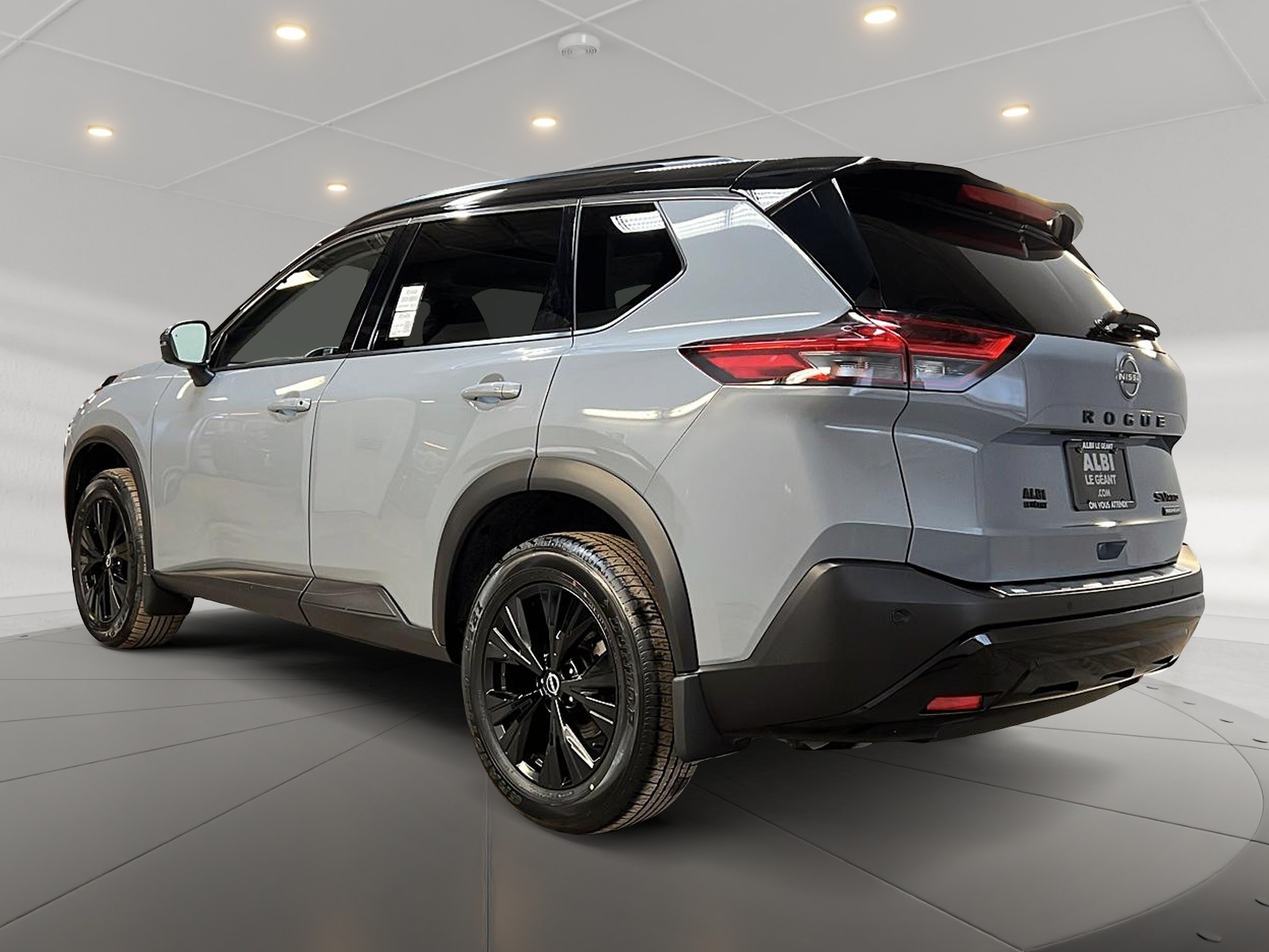 Nissan Rogue SV MIDNIGHT CUIR TOIT PANO 4RM 2023 — photo 6