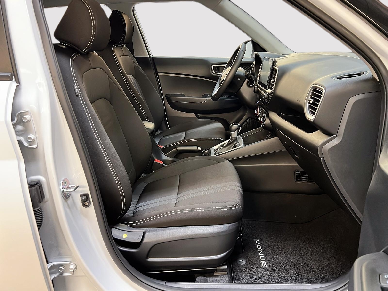 Hyundai Venue PREFERRED 2025 - image #8