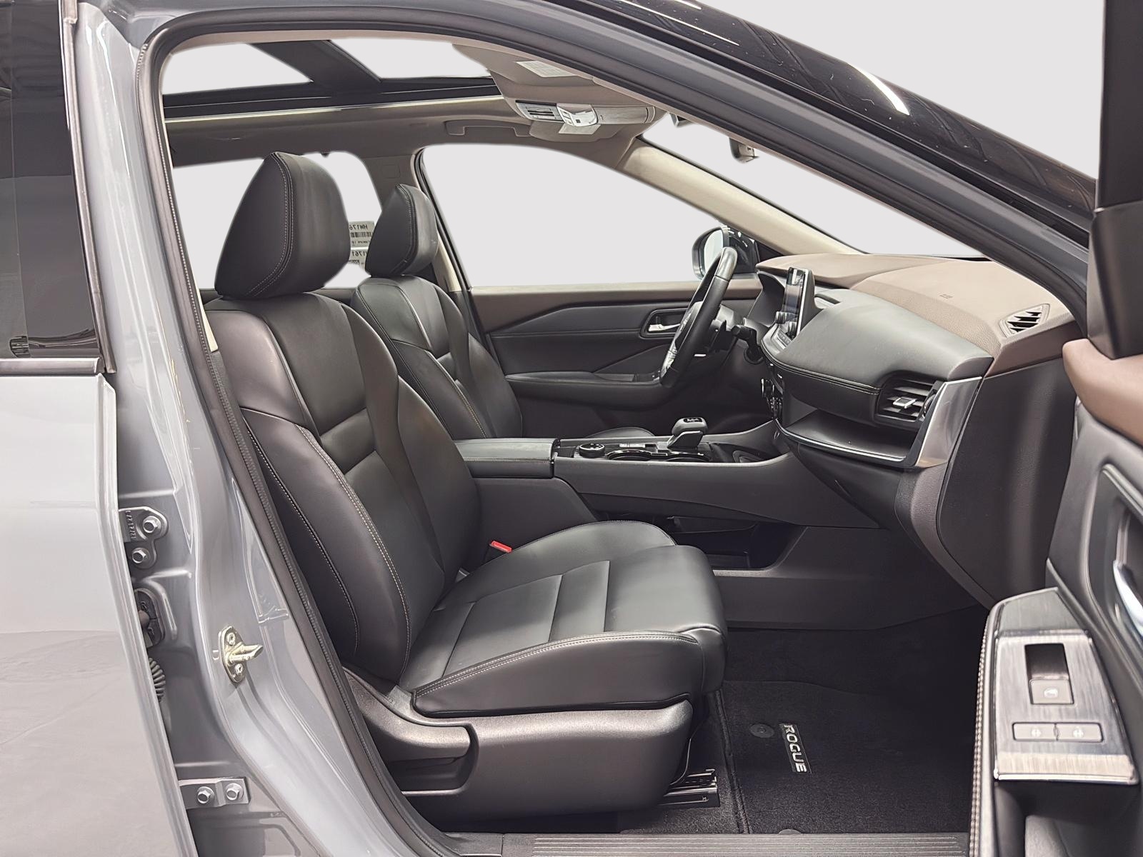 Nissan Rogue SV MIDNIGHT CUIR TOIT PANO 4RM 2023 — photo 8