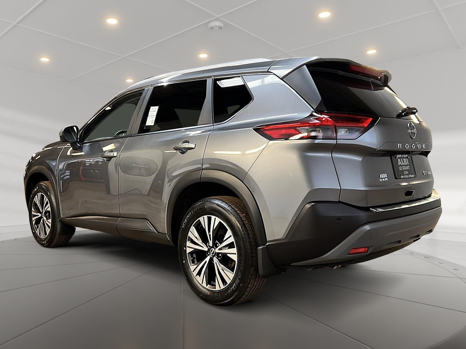 Nissan Rogue SV TOIT PANO 4RM 2023 — photo 6