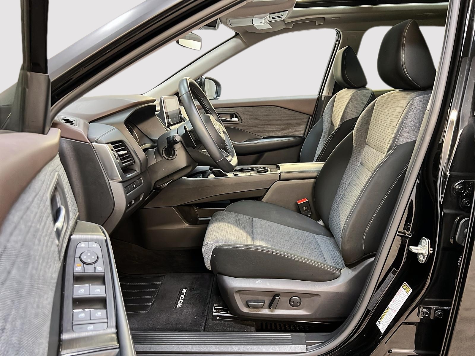 Nissan Rogue SV TOIT PANO 4RM 2023 — photo 7