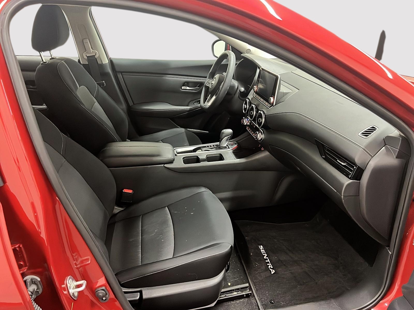 Nissan Sentra SV 2024 — photo 8