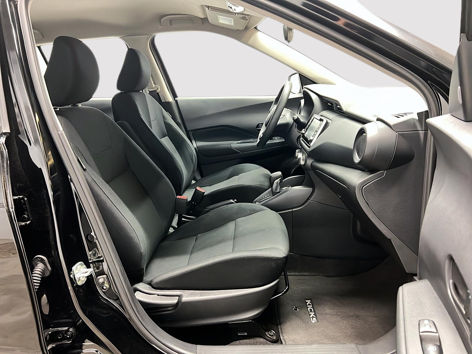 Nissan Kicks S 2024 — photo 8