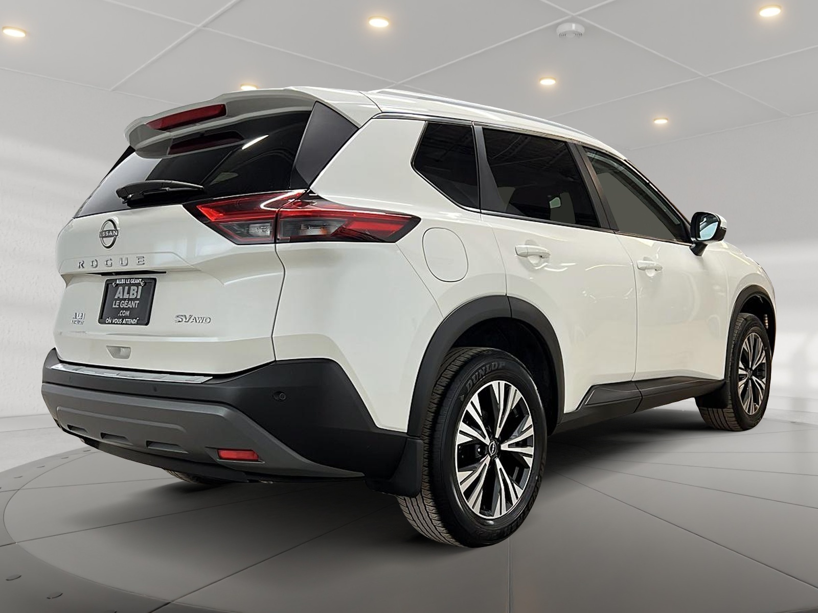 Nissan Rogue SV TOIT PANO 4RM 2023 — photo 4