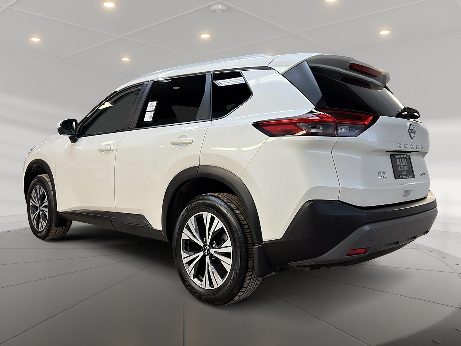 Nissan Rogue SV TOIT PANO 4RM 2023 — photo 6