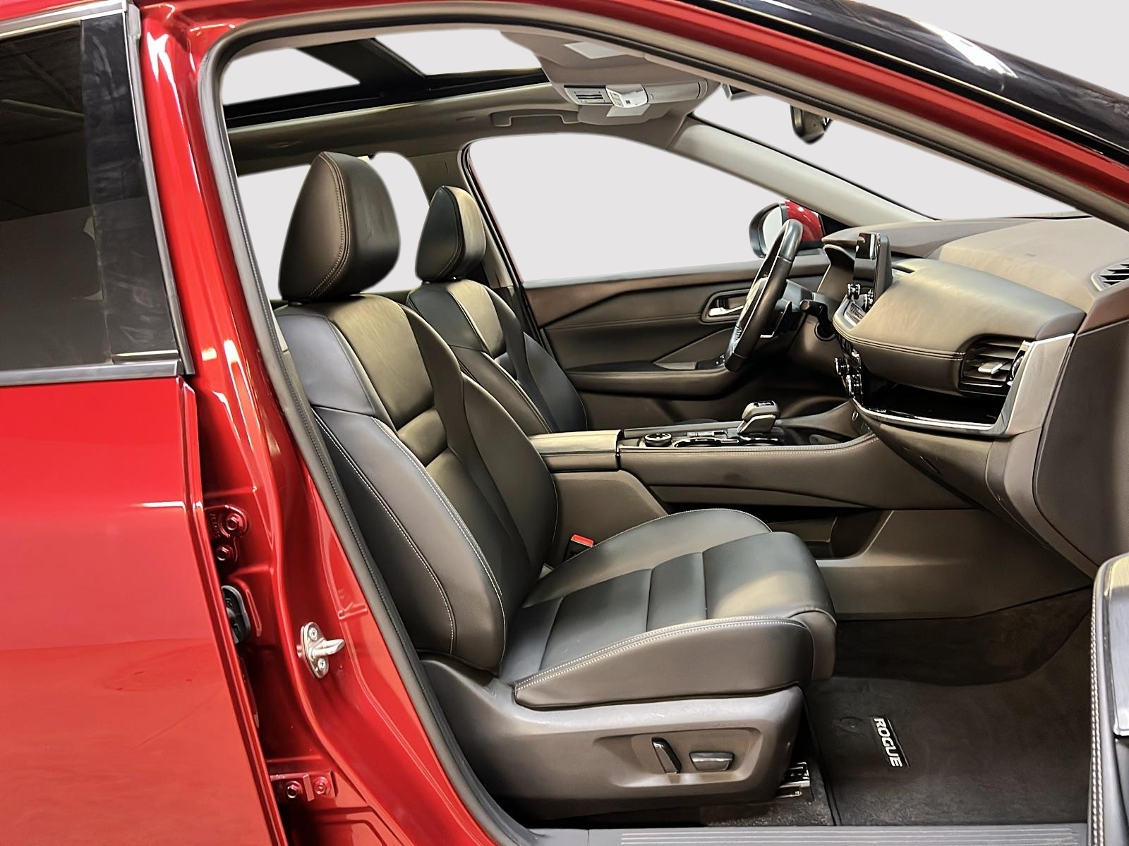 Nissan Rogue SL CUIR TOIT PANO NAV 4RM 2023 — photo 8
