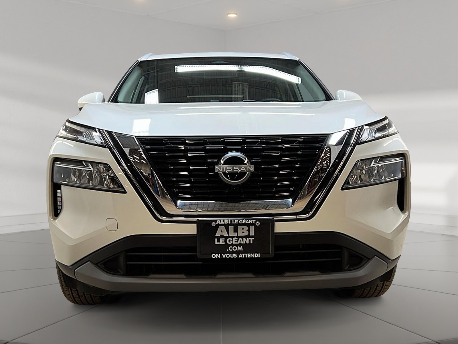 Nissan Rogue SV TOIT PANO 4RM 2023 — photo 2