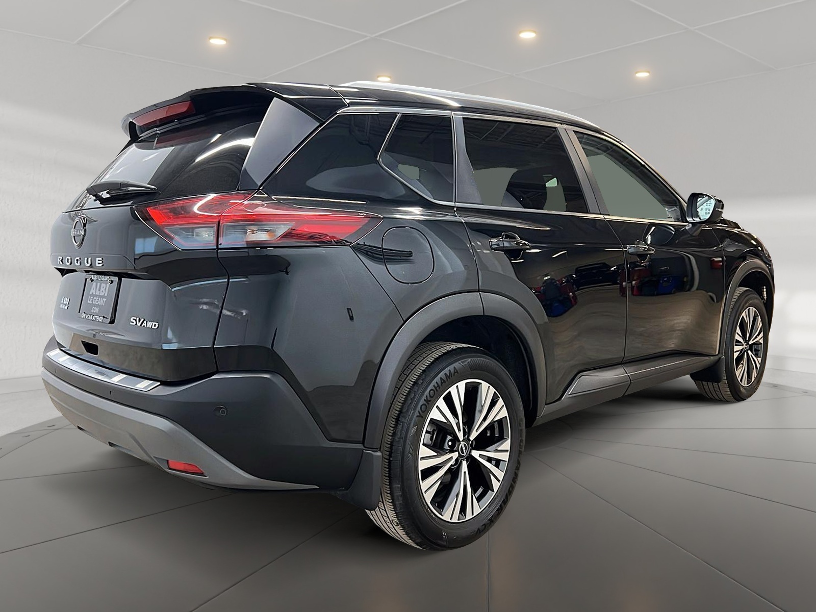Nissan Rogue SV TOIT PANO 4RM 2023 — photo 4