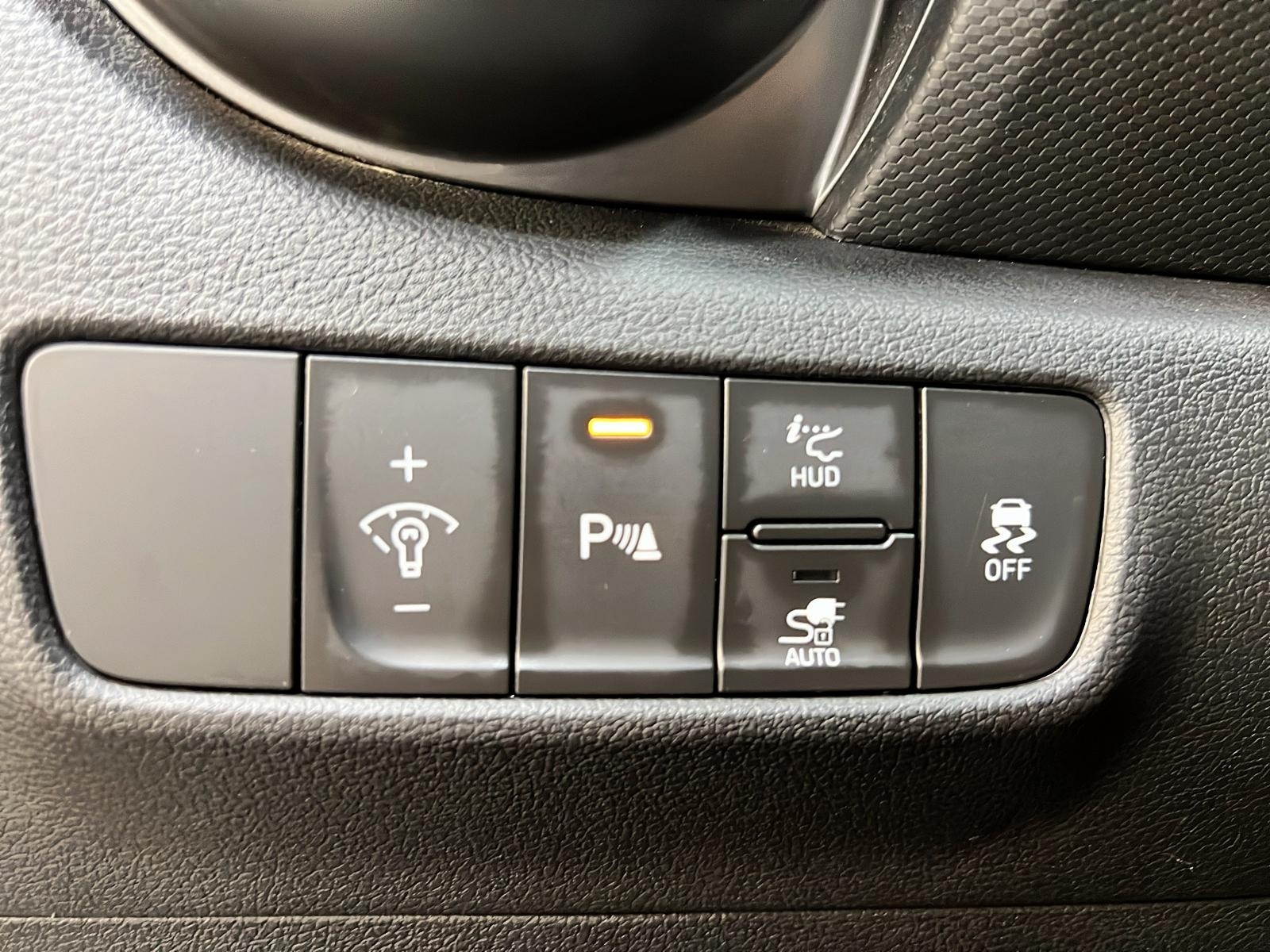 Hyundai Kona EV 2022 - Image #22